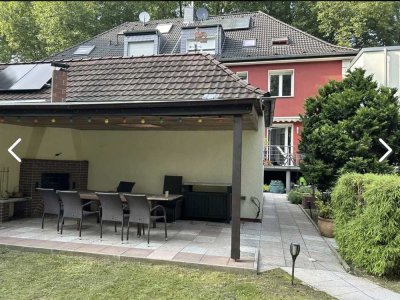 Geräumige Doppelhaushälfte für Familie mit Kindern