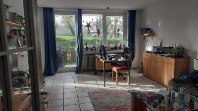 Stilvolle, gepflegte 2-Zimmer-Wohnung mit Balkon und Einbauküche in Herzogenrath