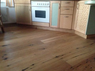 1 Person - Zentrale Zweizimmerwohnung mit Bergblick