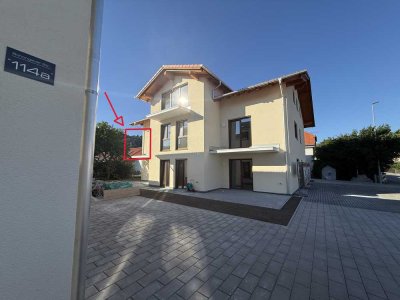 ERSTBEZUG - moderne und helle 2-Zimmer-Wohnung mit gehobener Ausstattung und Balkon in Peißenberg