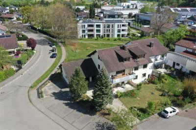 Ruhige 4-Zimmer-Wohnung 
mit Garage und Stellplatz in Tettnang-Schäferhof