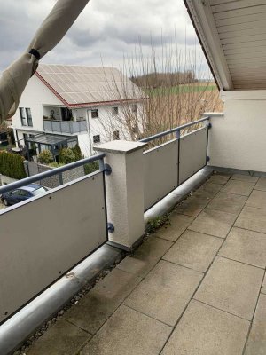 Exklusive 2,5-Raum-Dachgeschosswohnung mit Balkon und EBK in Reutlingen