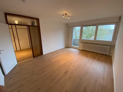 *PROVISIONSFREI* WUNDERSCHÖNE 3-ZIMMER-WOHNUNG MIT LOGGIA IN TOLLER LAGE