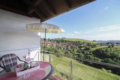 Licht, Weite, Natur – Familienidylle am Feldrand mit Wintergarten, Kamin und Aussicht
