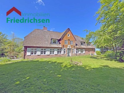 Historischer Resthof mit 2 Wohnhäusern in traumhafter Lage