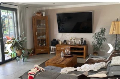 Großzügige EG-Wohnung mit Wintergarten, Terrasse, Fußbodenheizung & Kamin – Fulda-Bronnzell