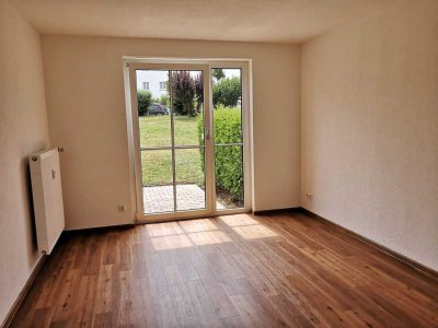 ** SONNIGE WOHNUNG ** 2-ZWG mit Terrasse