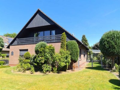 """ RESERVIERT""" Großzügiges Einfamilienhaus in ruhiger Stadtlage von Varel