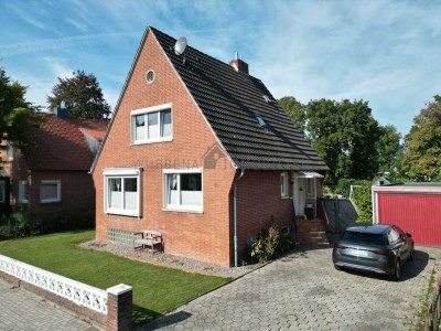 Wohnen mit Wohlfühlfaktor in Herrentor – Gepflegtes Einfamilienhaus mit Pool, Kamin und Garage!