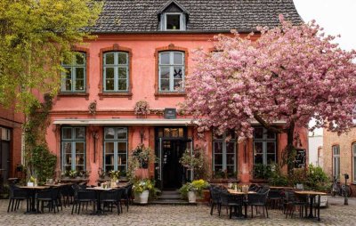 Restaurant mit Terrasse + Betreiberwohnung im 1. OG – komplett ausgestattet