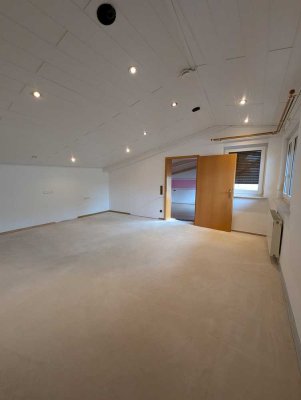 Helle 2,5-Zimmer Wohnung mit EBK in Birkenfeld