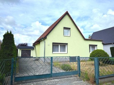 saniertes Einfamilienhaus mit Grundstück und Garage zu verkaufen!