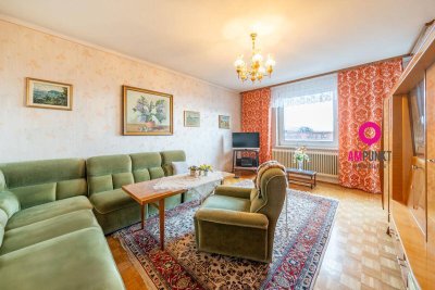 Über den Dächern von Salzburg: 3,5 Zimmer mit Gaisbergblick im 5. Liftstock &amp; Einzelgarage