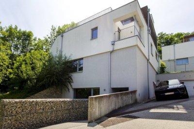 Hauslift, Pool, Dachterrasse - Moderne Villa mit unverbaubarer Aussicht || Mietkauf möglich
