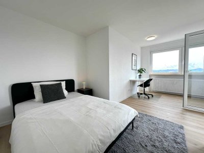 � 4er-Penthouse-WG | 11. OG Traumblick � | Erstbezug & Voll möbliert | Nur noch 3 Zimmer frei! �