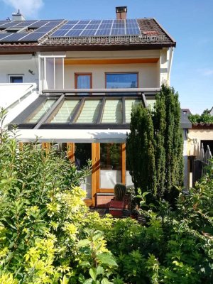 Reihenendhaus mit großem Garten