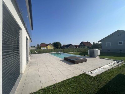 Einzigartiger NEUBAU: Ein Anwesen das begeistert!!