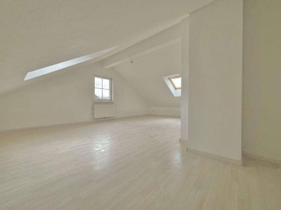 ruhig gelegene Doppelhaushälfte + Garage mit niedrigen Betriebskosten