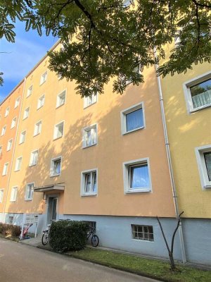 Möbliert und schick! Voll möblierte WG-Wohnung in guter Lage mit Balkon