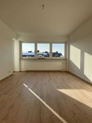 schöne, renovierte 3-Zi-Whg. mit Bergblick - 4. OG OHNE Aufzug