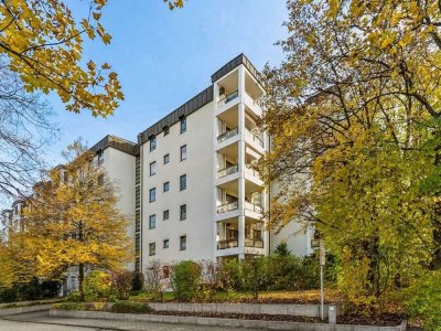 Solide vermietete 2-Zimmer-Wohnung mit Tiefgarage und Balkon in Großhadern