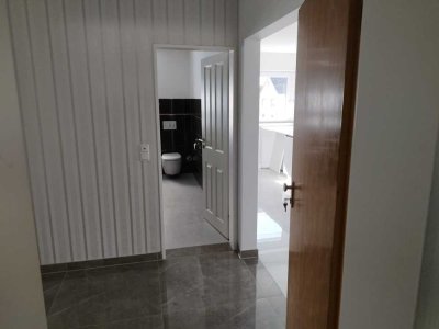 Attraktive 4-Zimmer Wohnung mit Balkon in Heidesheim am Rhein