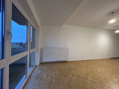 HELL UND GEMÜTLICH - 3 ZIMMER WOHNUNG IN LUFTENBERG