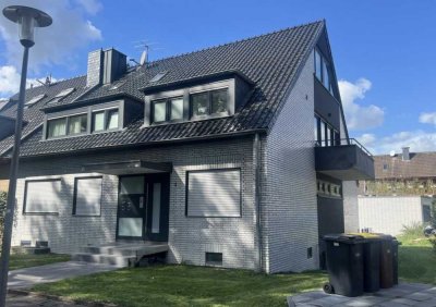 KERNSANIERTES
MEHRFAMILIENHAUS IN
WILLICH-SCHIEFBAHN 5 - WE
SOUTERRAIN, GARTEN