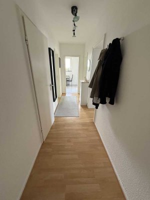 Schöne 2-Zimmer-Wohnung mit Balkon zu vermieten!