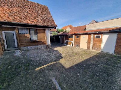 Renovierte 4- Zimmer Wohnung zu vermieten!