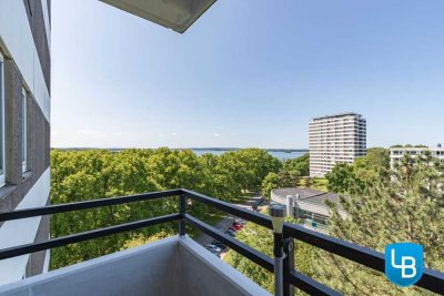 Dieser Ausblick könnte Ihrer sein! Möblierte 1-Zi-Wohnung am "Großen Plöner See" sucht neue Bewohner