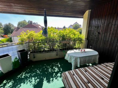 gepflegte 3-Zimmer-Wohnung mit Loggia und Tiefgarage