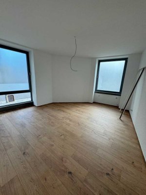* Frisch modernisierte, helle 2-Zimmer-Wohnung in Aachen *
