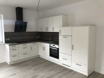 Neuwertige EG Wohnung mit 3 Zimmern sowie Terrasse in 27232 Sulingen, ruhig und zentral