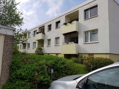 Ansprechende 3-Zimmer-Hochparterre-Wohnung mit Balkon und EBK in Wolfsburg