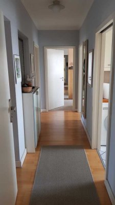 Freundliche 3-Zimmer-Wohnung mit Balkon in Düsseldorf