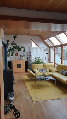Außergewöhnliche großzügige 5-Zimmer Wohnung