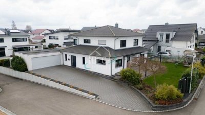 Haus mit Technikkomfort, Wärmepumpe und Doppelgarage in Vellberg