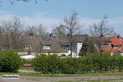 Freistehendes Einfamilienhaus mit Garage - provisionsfrei