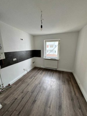 * 2 ZKB kein Aufzug * 3.OG Wh. Keller Nr. 7 *