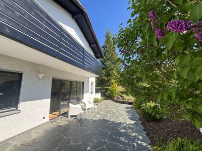 Wohnhaus mit viel Fläche/ 4 Ebenen nutzbar für Wohnen mit Büro ruhig u. sonnig