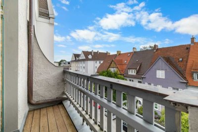 Altbaucharme trifft Moderne: neu sanierte 2-ZKB-Wohnung mit Balkon nahe Bismarckbrücke