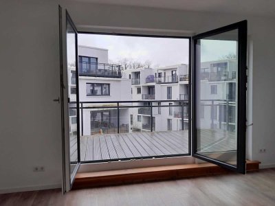 Helle 3-Zimmer-Wohnung mit Dachterasse, Balkon und Wasserblick