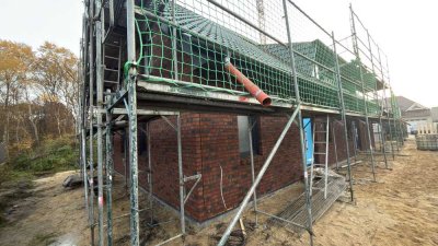 Erstbezug!
Neubau-Doppelhaushälfte mit Garten zu vermieten