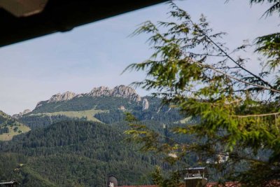 Traumhaft wohnen in ruhiger Toplage – Lichtdurchflutete 151 m² mit unverbaubarem Kampenwandblick