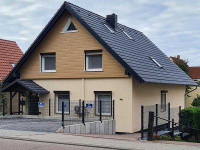 Voll modernisiertes Einfamilienhaus mit Einliegerwohnung