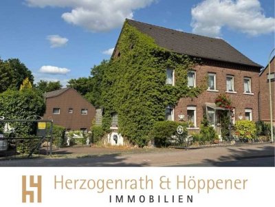Investitionsobjekt mit Perspektive - Solides Mehrparteien-Ensemble mit Entwicklungspotential