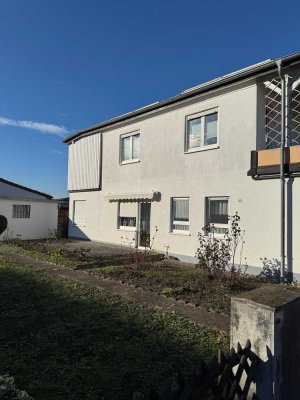 5-Zimmer-Übergangswohnung für 1,5 Jahre mit Balkon und Einbauküche in Baienfurt