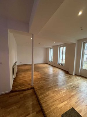 TOP Lage mit Blick auf den Dom! 3 ZKB in Speyer Altstadt