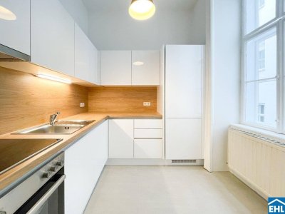 Hofruhelage: Wunderschöne 2 Zimmer-Altbauwohnung im Herzen Wiens